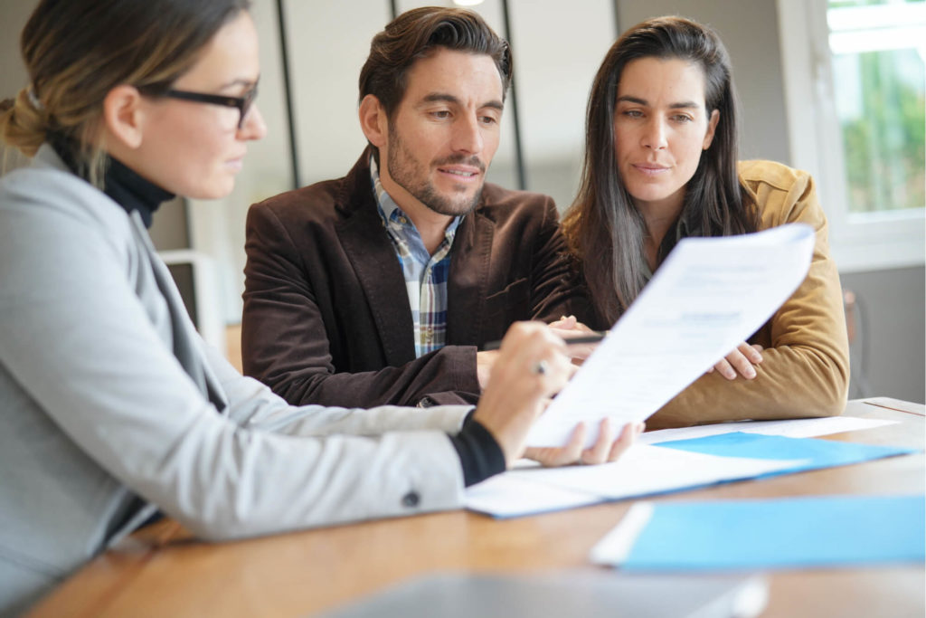 bases que conforman el proceso de comprar una casa.